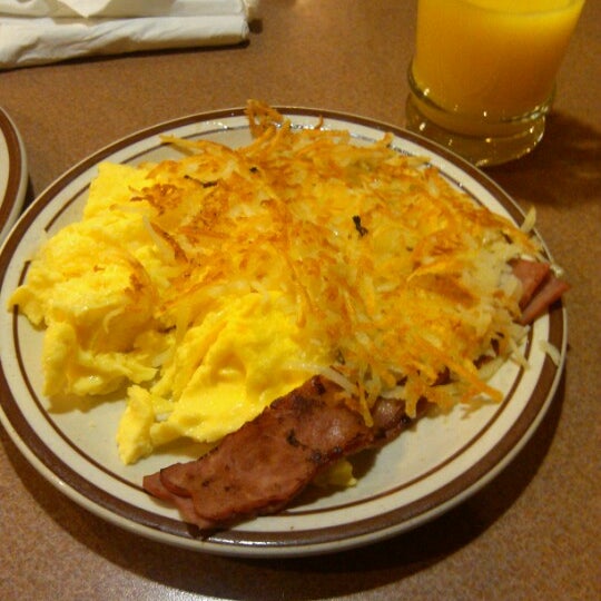 Denny's - 11 tips from 445 visitors