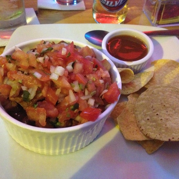 Bar Restaurante El Ranchito Restaurante latinoamericano en Tibás