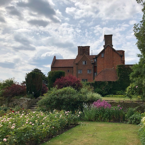 Photo taken at Chartwell (National Trust) by Nina M. on 7/9/2018