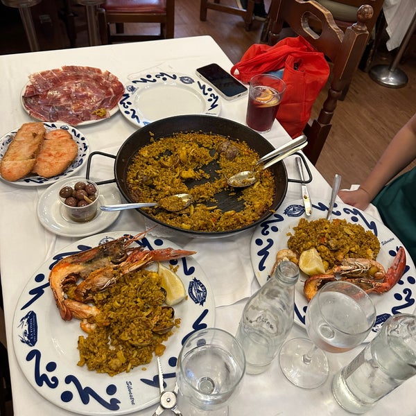 7/18/2023 tarihinde ✌ Michael F.ziyaretçi tarafından Restaurante Salamanca'de çekilen fotoğraf