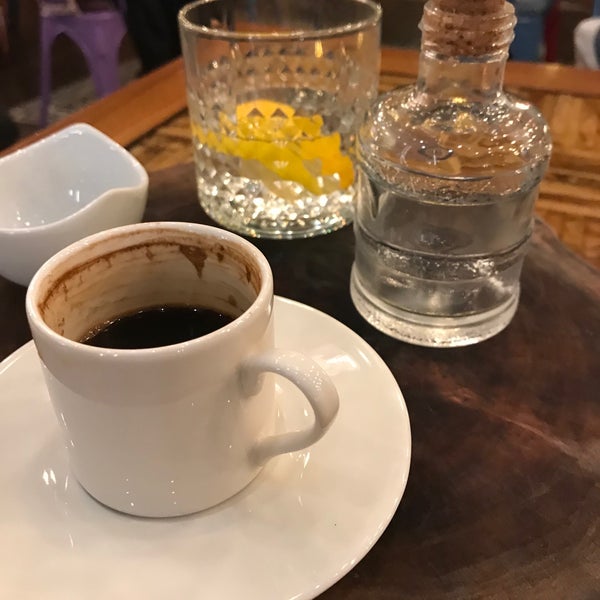 Das Foto wurde bei QUB COFFEE von SerSeri am 11/21/2019 aufgenommen