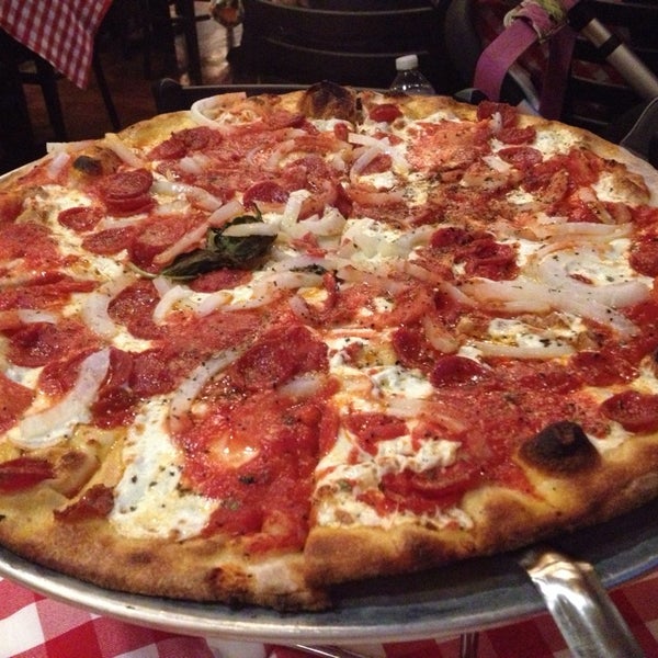 Grimaldi's Pizzeria Pizza Place in Village of Tampa