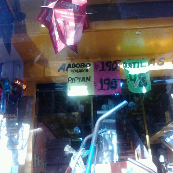 Casa Barron (chiles y abarrotes) Tlanepantla de baz, México