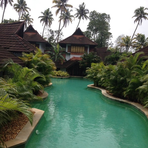 รูปภาพถ่ายที่ Kumarakom Lake Resort โดย sevda e. เมื่อ 10/23/2013