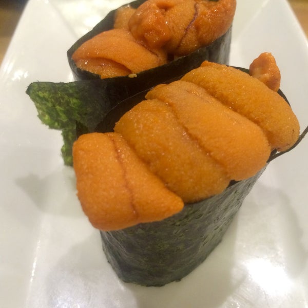 Photo taken at Sushi Ichimoto by Erica C. on 11/18/2015