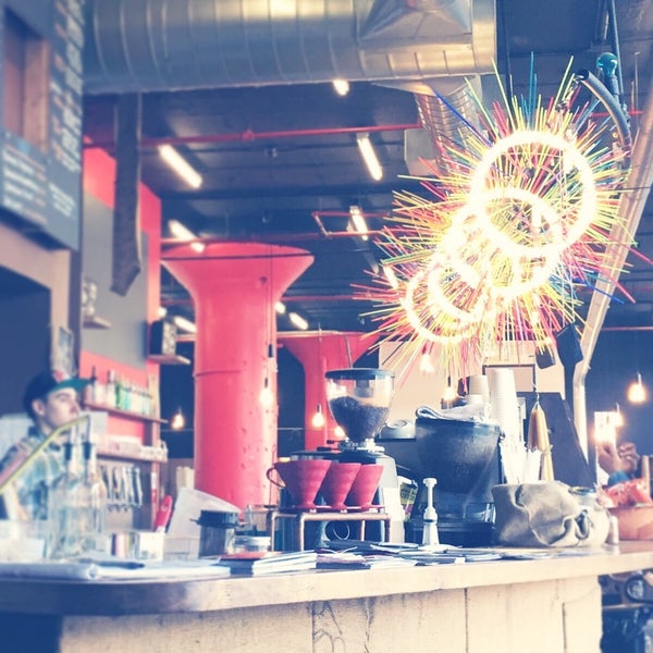 1/16/2015 tarihinde Lily Z.ziyaretçi tarafından COFFEED'de çekilen fotoğraf