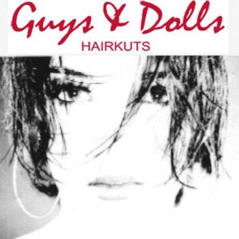 5/12/2017 tarihinde Jonathan T.ziyaretçi tarafından Guys And Dolls Hair Salon'de çekilen fotoğraf