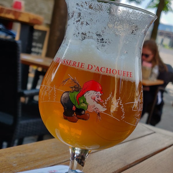 Photo taken at Bier Central by Emil S. on 5/29/2019