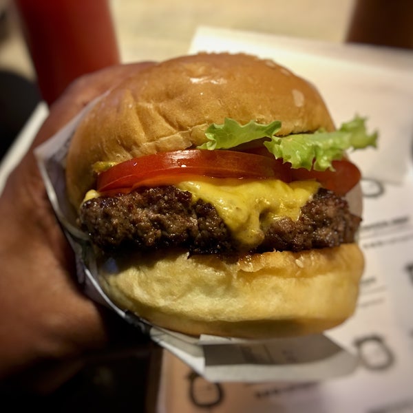 7/31/2017 tarihinde zaen p.ziyaretçi tarafından Burger Shot'de çekilen fotoğraf