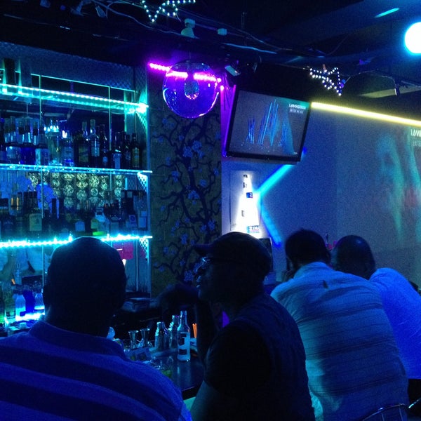 Photo taken at 香港Club Q International Party Bar by Hirotake M. on 6/25/2015