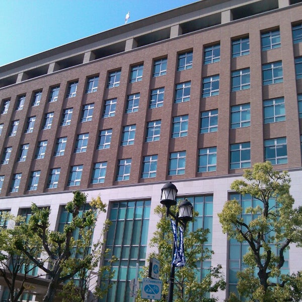 Photo taken at Osaka District Court Sakai Branch by Hirotake M. on 4/19/2013