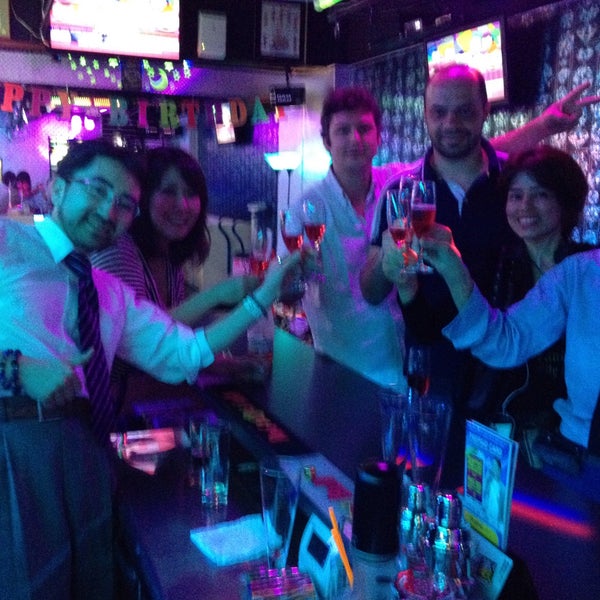 Снимок сделан в 香港Club Q International Party Bar пользователем Hirotake M. 6/6/2015
