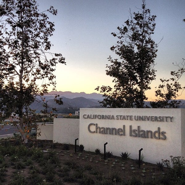 Foto diambil di California State University Channel Islands oleh CI pada 9/19/2012