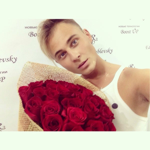 8/28/2015에 Daniel D.님이 Eduard Rublevsky beauty salon에서 찍은 사진