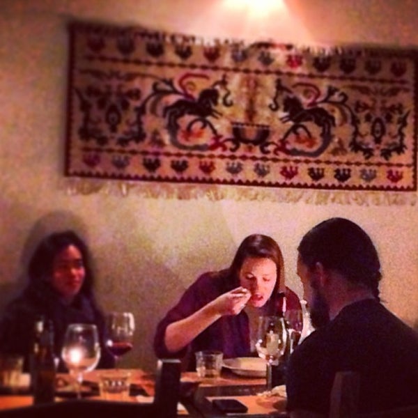 1/21/2013 tarihinde Marc L.ziyaretçi tarafından D.O.C. Wine Bar'de çekilen fotoğraf