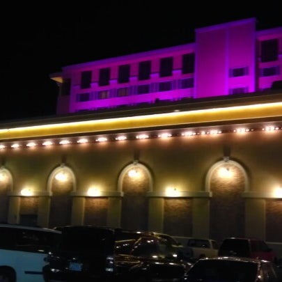 Das Foto wurde bei Siena Hotel Spa Casino von Chris M. am 9/15/2012 aufgenommen