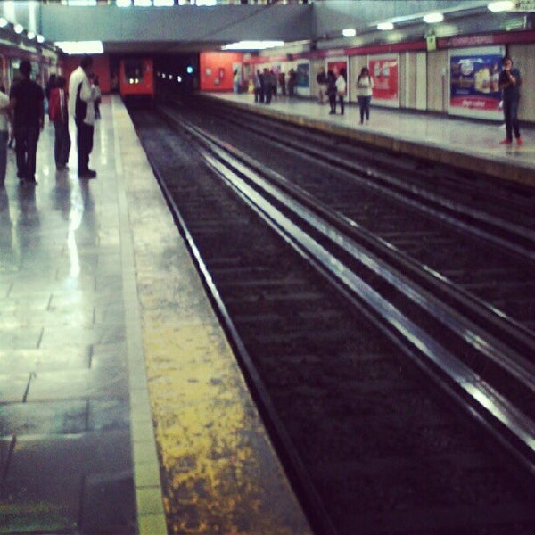 Metro Chapultepec (Línea 1) - Miguel Hidalgo, Distrito Federal Metro Chapultepec (Línea 1) - Miguel Hidalgo, Distrito Federal