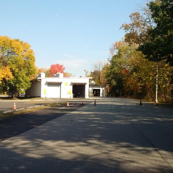 Photos at Paramus DMV Inspection Station Paramus, NJ