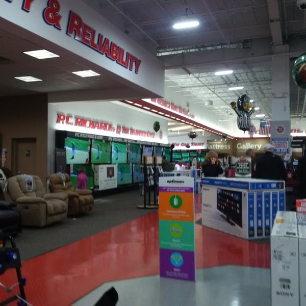 PC Richard & Son Paramus, NJ