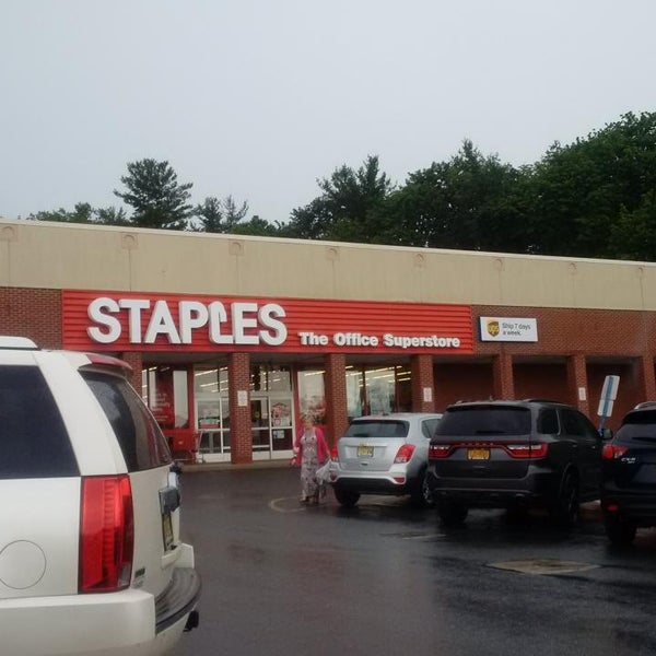Photos At Staples Paper Office Supplies Store In Park Ridge