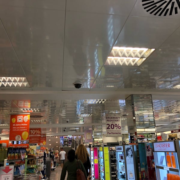 Fotos Bei Muller Drogerie In Munchen