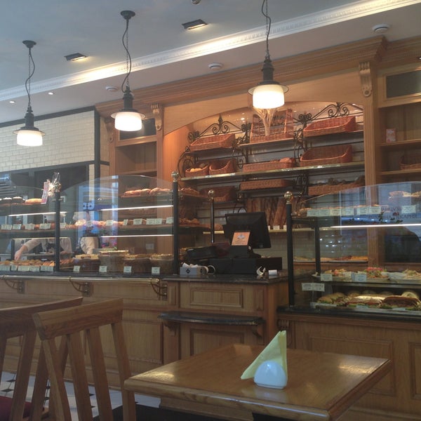 Кафе кондитерская la petite Boulangerie