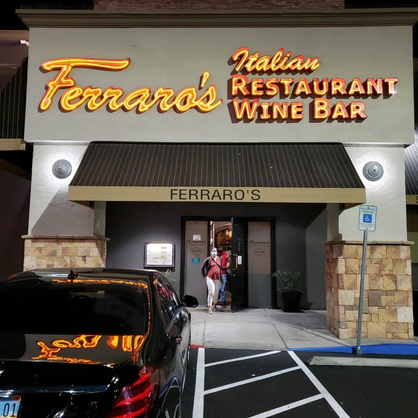 10/31/2020にᴡᴡᴡ.Bob.pwho.ru E.がFerraro&#39;s Italian Restaurant &amp; Wine Barで撮った写真