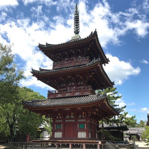 鶴林寺 三重塔 Spiritual Center 鶴林寺 三重塔 Spiritual Center