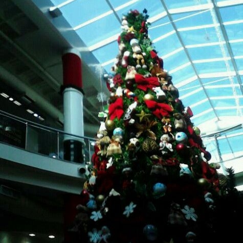 Photo taken at Shopping Norte Sul by Tarcísio S. on 10/25/2012