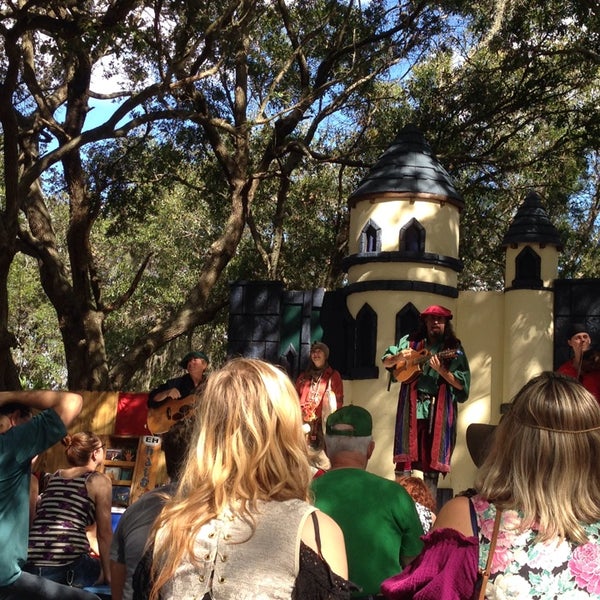 Снимок сделан в Sarasota Medieval Fair пользователем Hunter B. 11/23/2013