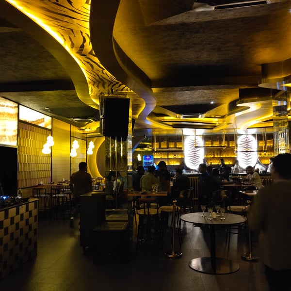 Badmaash Lounge Koramangala Bangalore, Karnātaka