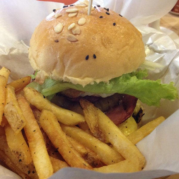 brooklyn burger is not too bad!