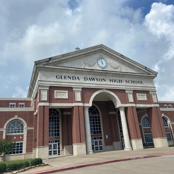 Dawson High School 3 tavsiye