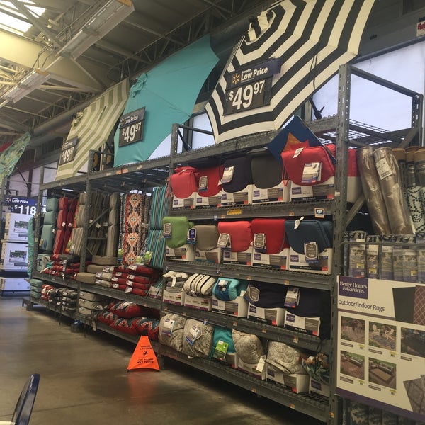 Are Dogs Allowed In Walmart Garden Center