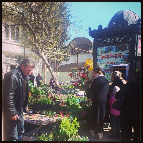 Photo taken at Vagzali Market | ვაგზლის ბაზრობა by Oleg C. on 3/30/2013