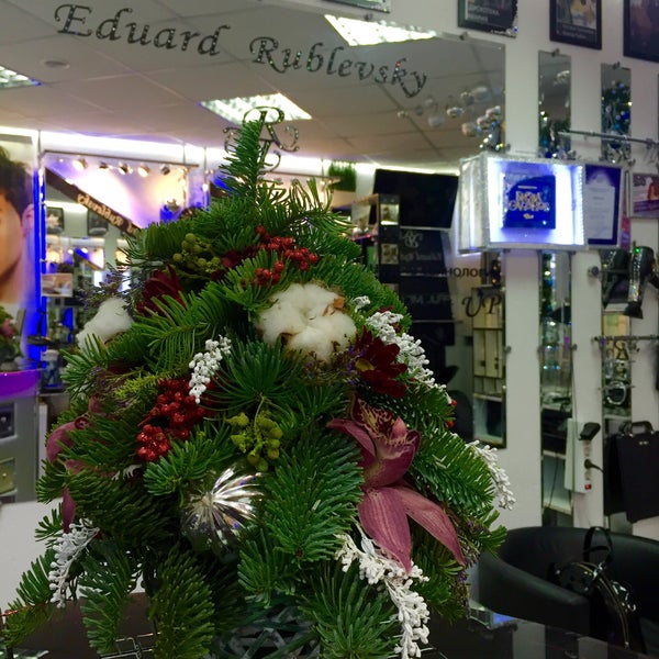 12/25/2015에 Evgeniia S.님이 Eduard Rublevsky beauty salon에서 찍은 사진
