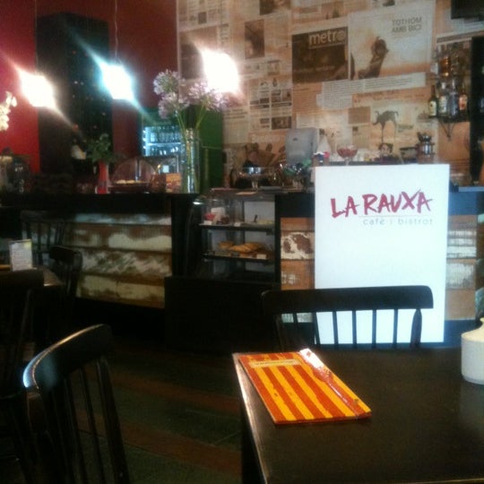 Photo taken at La Rauxa Café by Cledisson J. on 11/9/2012