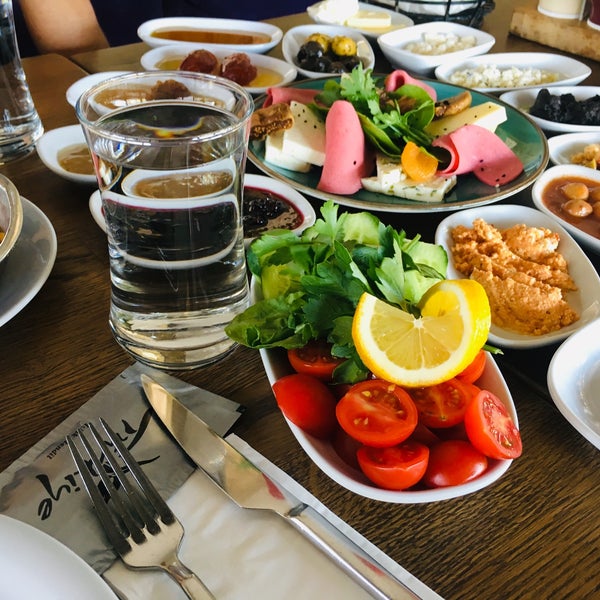 Photo taken at Lochka Cafe &amp; Restaurant by 🔱FRD🔱 on 7/7/2019