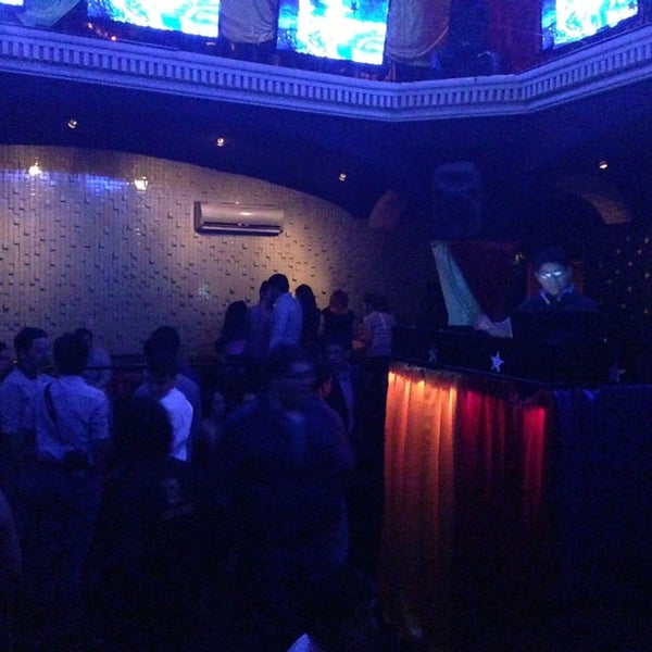 Photo taken at Capitolio Nightclub by jimmy F. on 2/8/2013