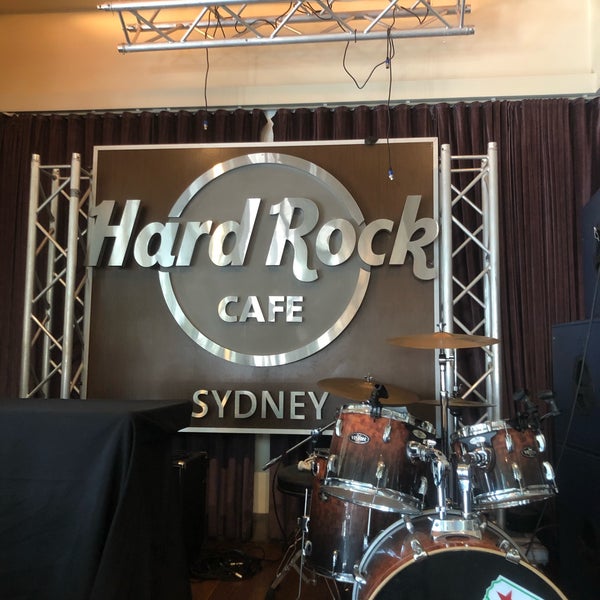 Снимок сделан в Hard Rock Cafe Sydney пользователем Zhandra Z. 2/15/2020