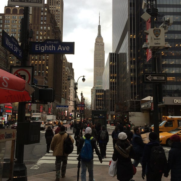 12/17/2014 tarihinde Kenny H.ziyaretçi tarafından Empire State Binası'de çekilen fotoğraf