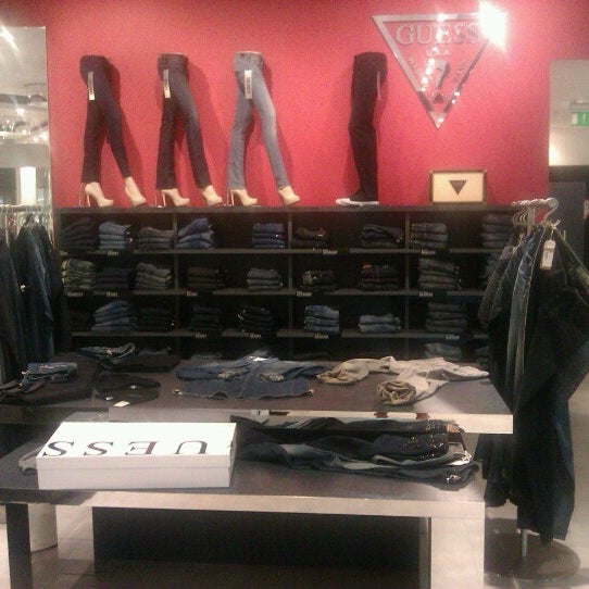 GUESS Store in Sliema