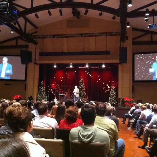 Das Foto wurde bei Austin Ridge Bible Church von ScottWarren A. am 12/18/2012 aufgenommen