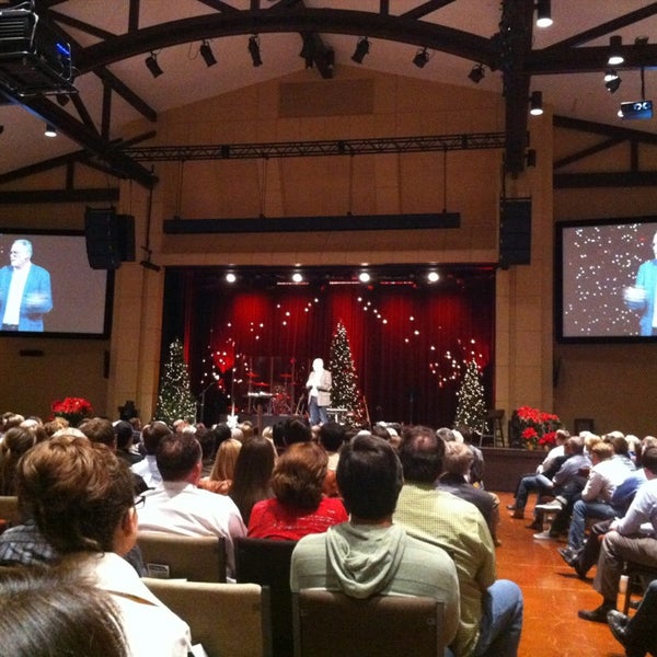 Снимок сделан в Austin Ridge Bible Church пользователем ScottWarren A. 12/18/2012