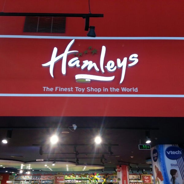 Photo taken at Hamleys by Dhary A. on 5/2/2013