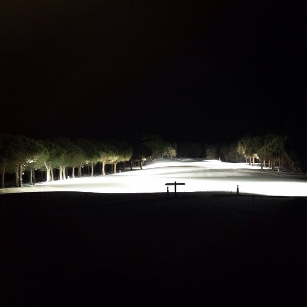2/17/2015にGüneş U.がKemer Golf &amp; Country Club Golf Rangeで撮った写真