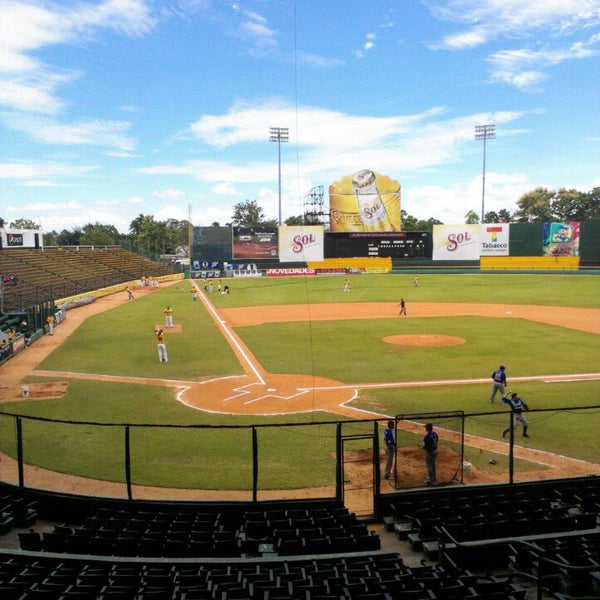 Fotos en Parque de Béisbol Centenario del 27 de Febrero Villahermosa, Tabasco Fotos en Parque de Béisbol Centenario del 27 de Febrero Villahermosa, Tabasco
