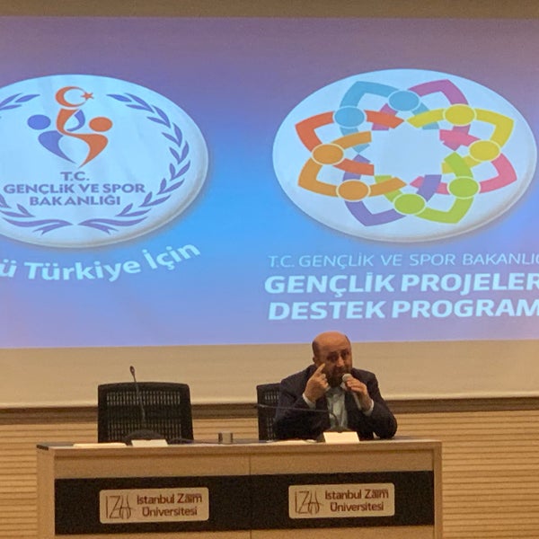 Photo taken at T.C. İstanbul Sabahattin Zaim Üniversitesi by Hüseyin Ç. on 3/3/2019