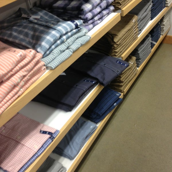 Gap outlet sale great lakes crossing
