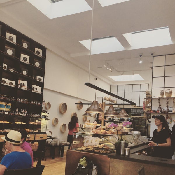 6/1/2016にgracie J°がPi Greek Bakerieで撮った写真